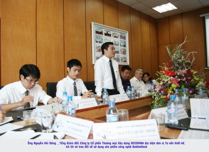 Mr. Jorgen Breuning làm việc với P.H Group Mr. Jorgen Breuning làm việc với P.H Group